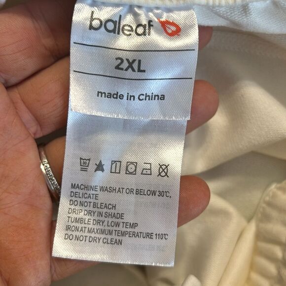 BALEAF Size 2XL Ivory Pull On Stretch Athleisure Loungewear Workout Shorts Soft - Picture 6 of 7